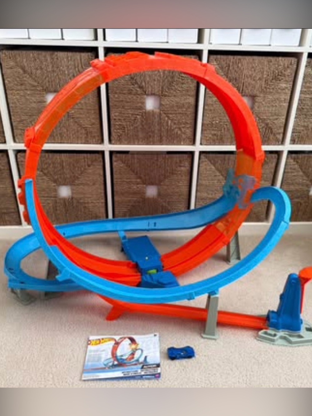 Hot Wheels Massive Loop Mayhem Track Set